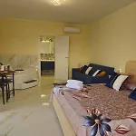 Giardino Isabella Bed & Breakfast 4*