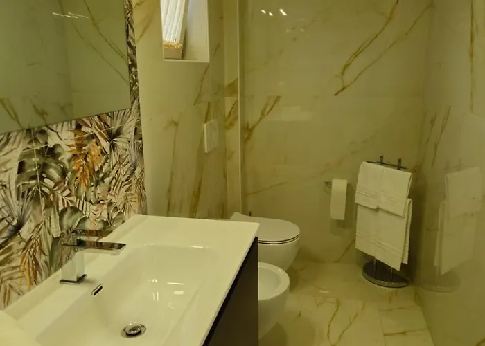 Alojamento de Acomodação e Pequeno-almoço Giardino Isabella 4*